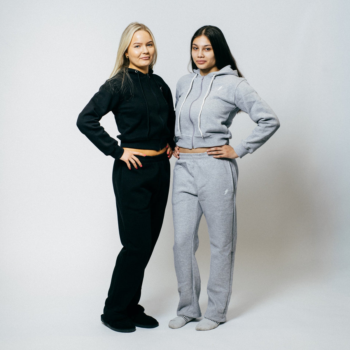 Crest "GOAT" Women's Sweatpants (Grey)